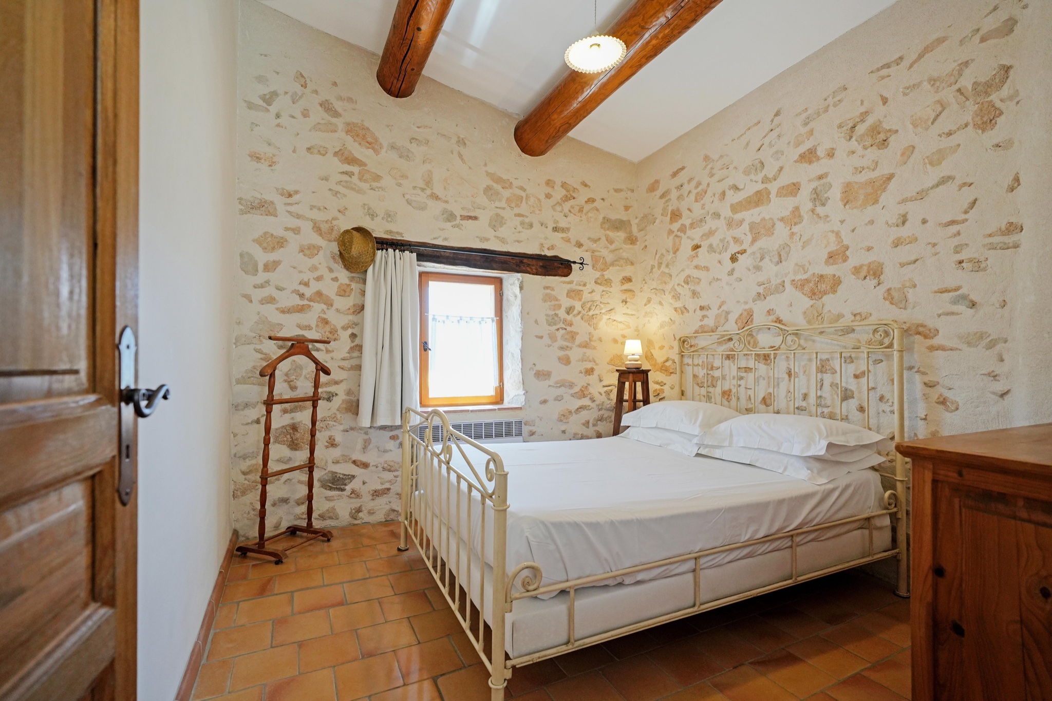 Chambre du Mas La Miellerie à Simiane-la-Rotonde