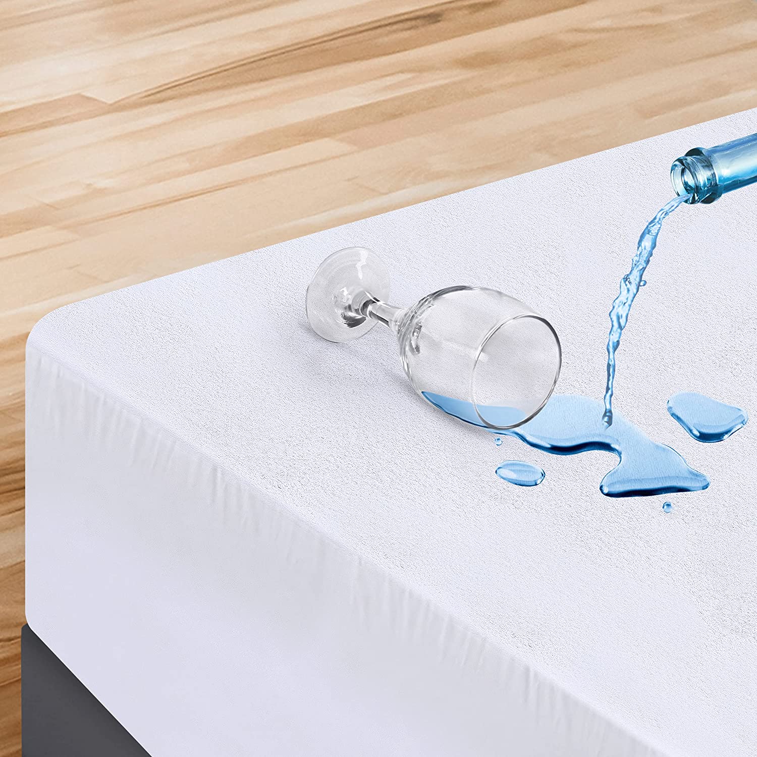 Protège-matelas imperméable blanc